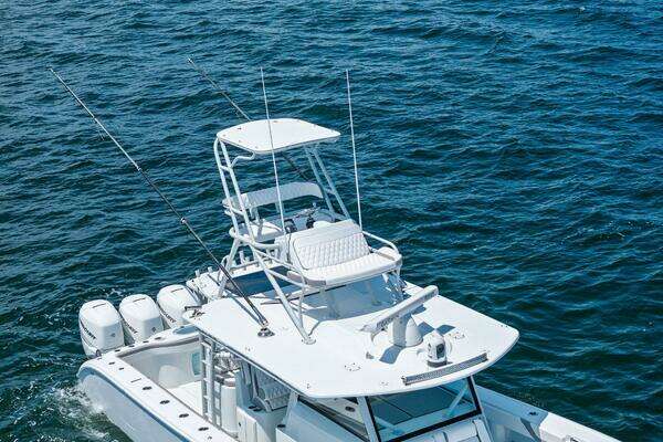 Yellowfin 42 Center Console Yacht For Sale