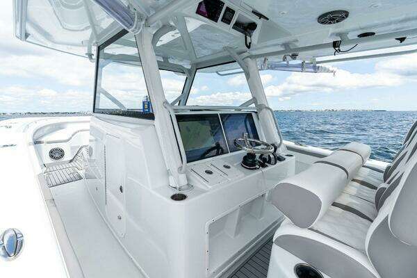 Yellowfin 42 Center Console Yacht For Sale