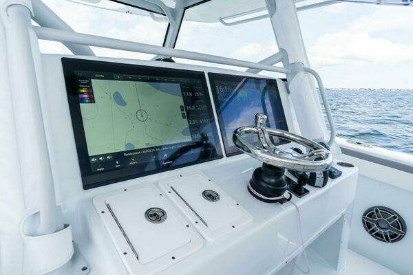 Yellowfin 42 Center Console Yacht For Sale