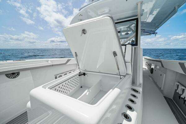 Yellowfin 42 Center Console Yacht For Sale