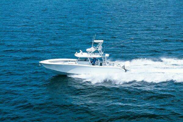 Yellowfin 42 Center Console Yacht For Sale