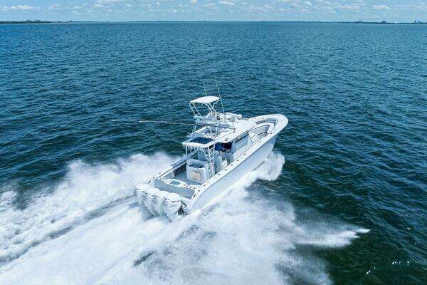 Yellowfin 42 Center Console Yacht For Sale