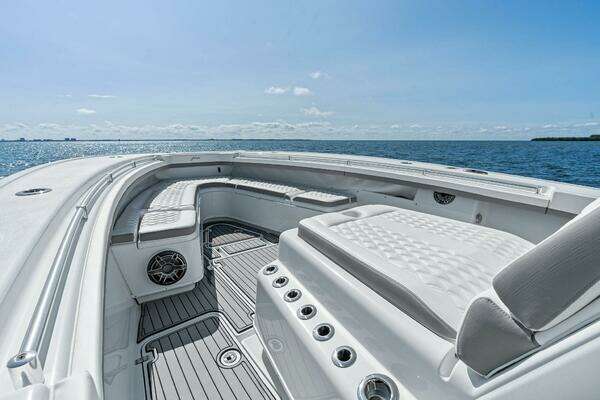 Yellowfin 42 Center Console Yacht For Sale