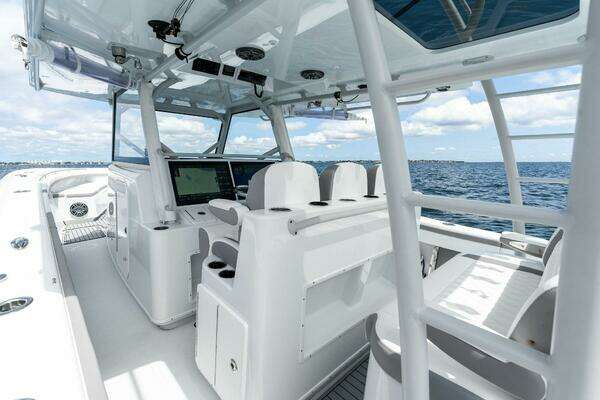 Yellowfin 42 Center Console Yacht For Sale