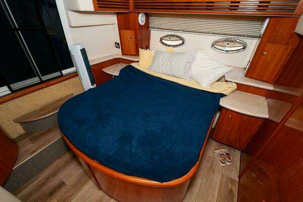 Graham s Enterprise 47ft Carver Yacht For Sale
