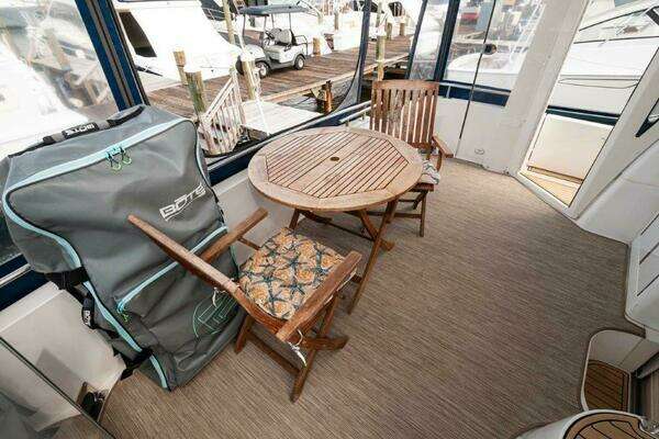 Graham s Enterprise 47ft Carver Yacht For Sale