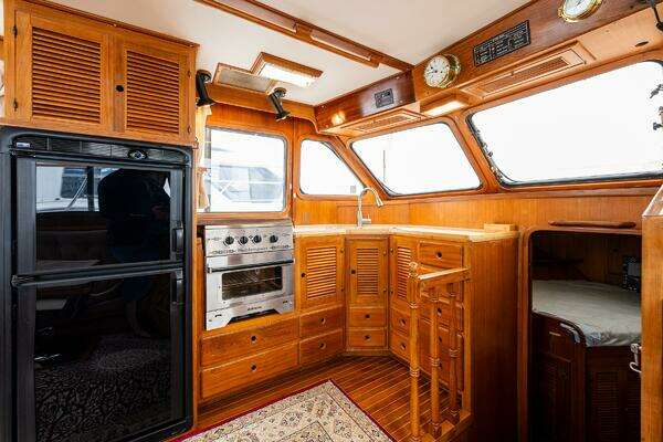 Kha Shing  Yacht For Sale