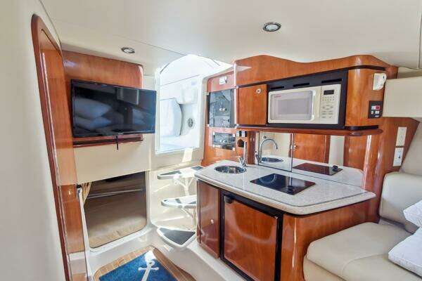 Photo of the 2008 Fountain 38 Sportfishing Cruiser "SWIFT SERENITY"