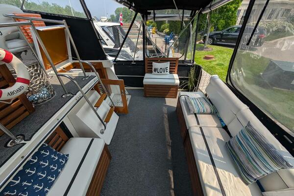 Cooper Prowler 10m Sundeck 1986