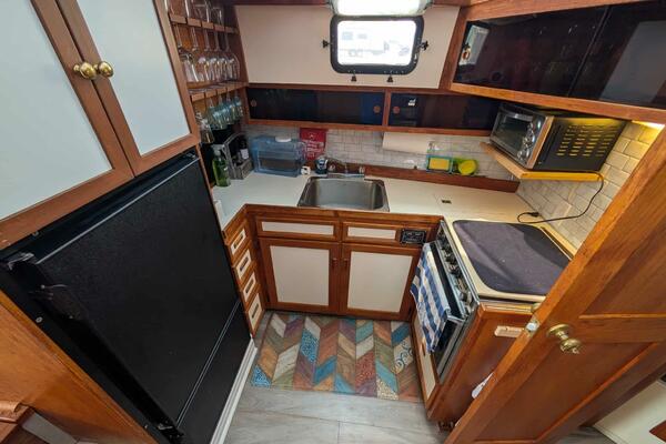 Cooper Prowler 10m Sundeck 1986