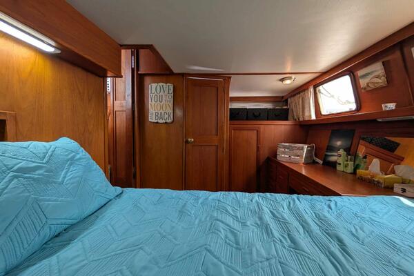 Cooper Prowler 10m Sundeck 1986