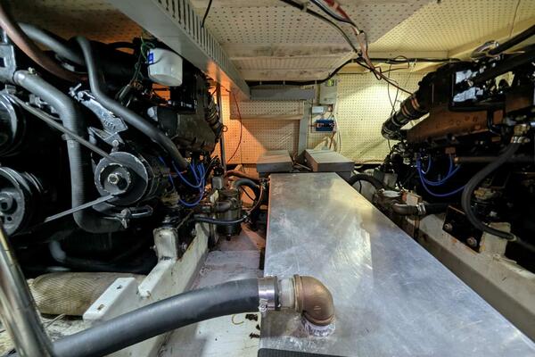 Cooper Prowler 10m Sundeck 1986