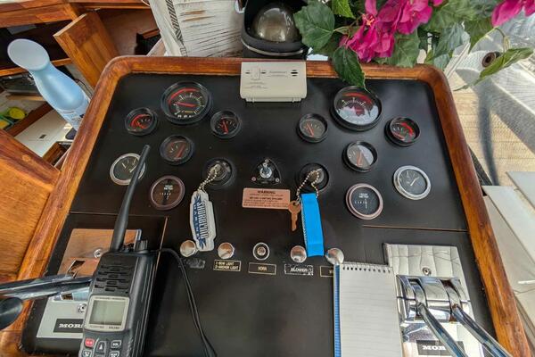 Cooper Prowler 10m Sundeck 1986