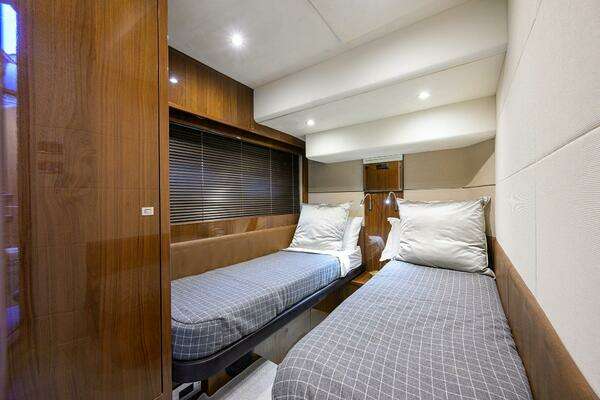 Princess V62-S Yacht For Sale