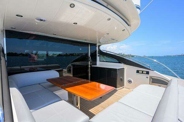 Princess V62-S Yacht For Sale