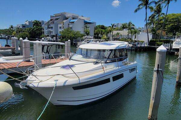 Photo of the 2016 Jeanneau Merry Fisher 855 "SUPERVIELLE"