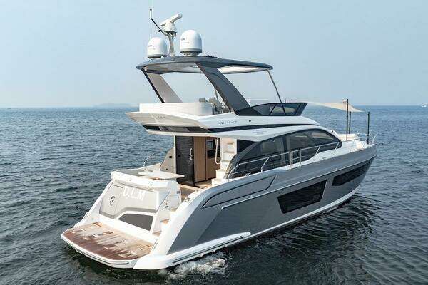 2023 Azimut 55