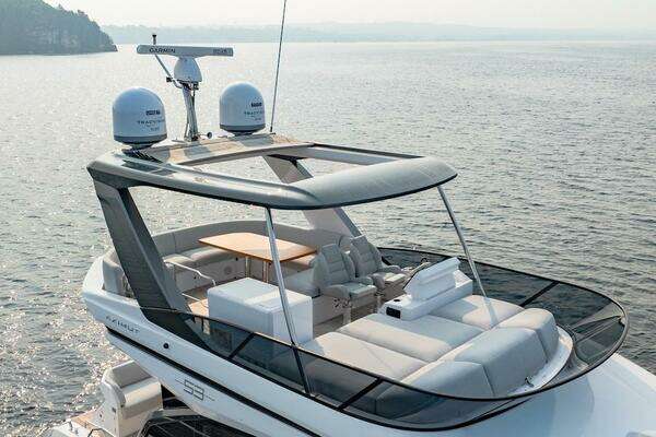 2023 Azimut 55