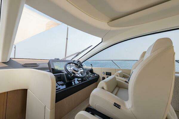 2023 Azimut 55