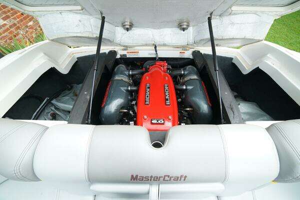 Photo of the 2014 Mastercraft X25