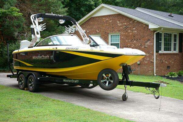 Photo of the 2014 Mastercraft X25
