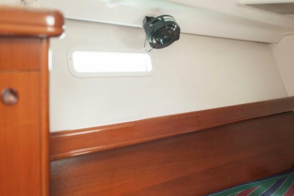 City Dogs 39ft Beneteau Yacht For Sale