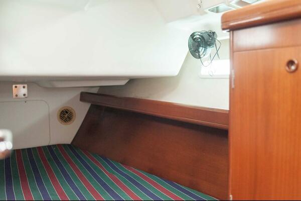 City Dogs 39ft Beneteau Yacht For Sale