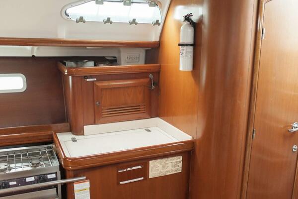 City Dogs 39ft Beneteau Yacht For Sale