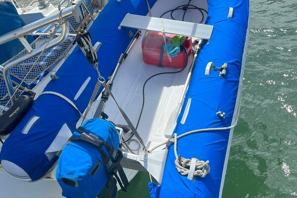 City Dogs 39ft Beneteau Yacht For Sale