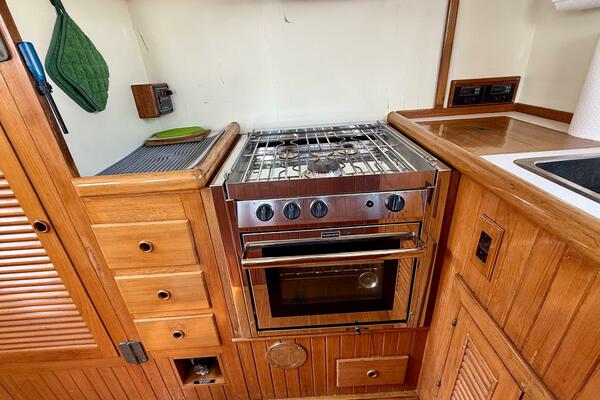 FUN 37ft Lord Nelson Yacht For Sale