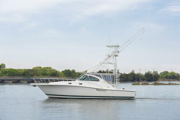 Stella Blue 38ft Pursuit Yacht For Sale