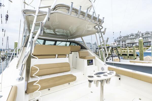 Stella Blue 38ft Pursuit Yacht For Sale