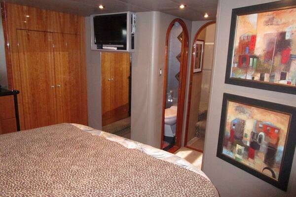 Neptunus FB with Euro Transom Yacht For Sale