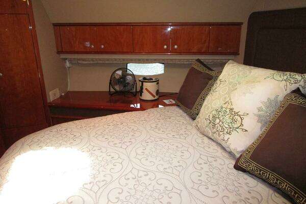 Neptunus FB with Euro Transom Yacht For Sale