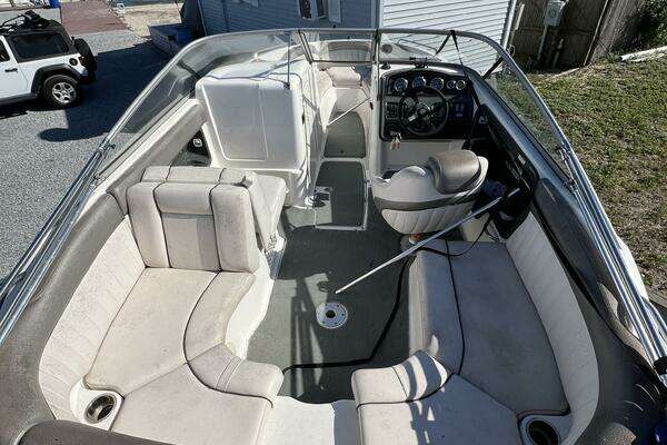 Photo of the 2008 Yamaha Boats 