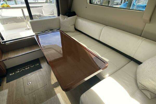 Carver C36 Command Bridge Yacht For Sale