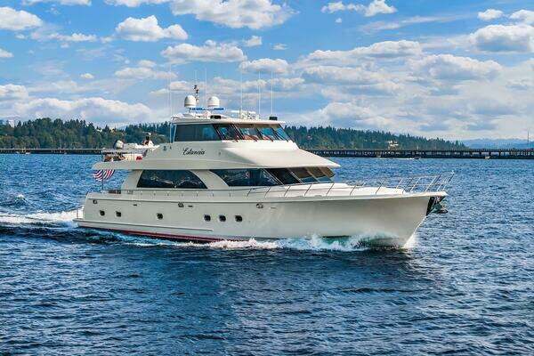 80' Ocean Alexander