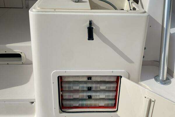 Photo of the 2005 Grady-White Marlin 300