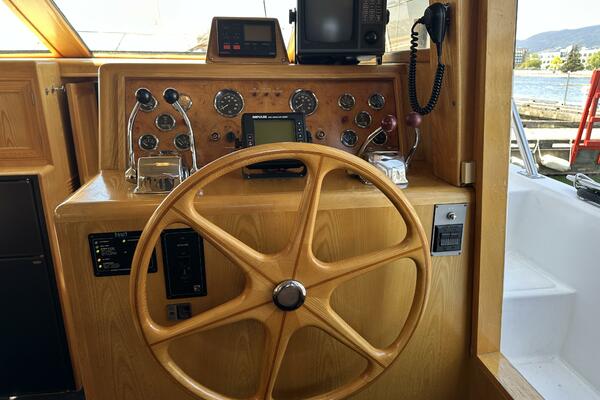 44ft Ocean Alexander Yacht For Sale