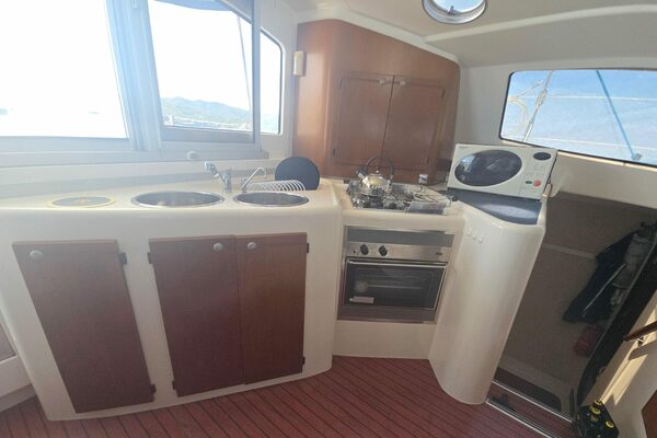 39ft Fountaine Pajot Yacht For Sale 39ft Fountaine Pajot Yacht For Sale