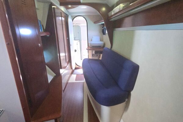 39ft Fountaine Pajot Yacht For Sale 39ft Fountaine Pajot Yacht For Sale