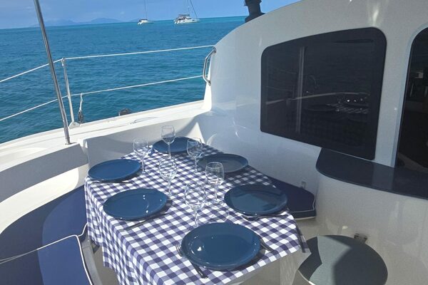 39ft Fountaine Pajot Yacht For Sale 39ft Fountaine Pajot Yacht For Sale