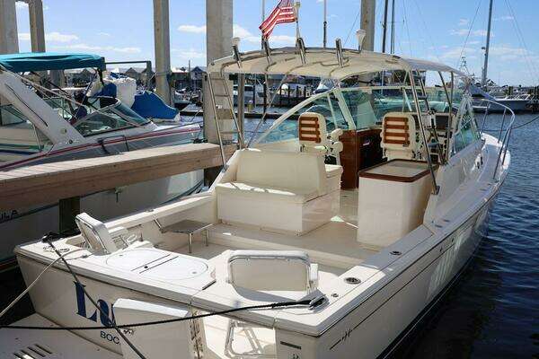 2013 Hunt Yachts 36