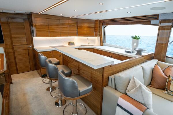 Viking 74 Convertible