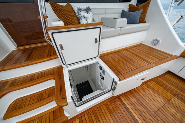 Viking 74 Convertible