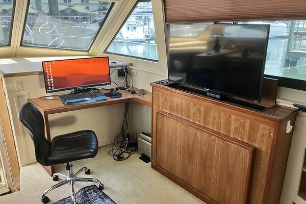New Mooon 42ft Hatteras Yacht For Sale