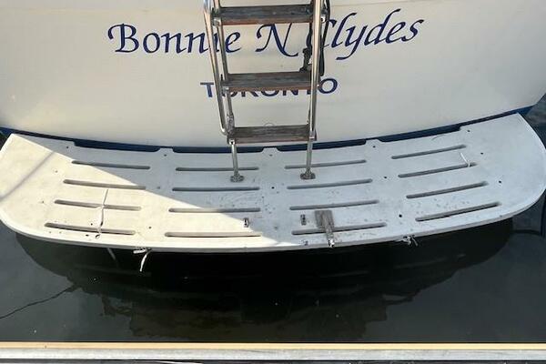 43ft Hatteras Yacht For Sale