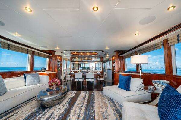Lazzara Yachts  Yacht For Sale