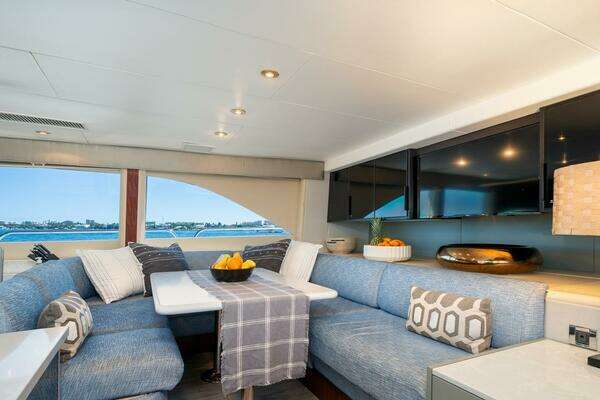 Lazzara Yachts  Yacht For Sale