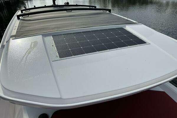 Axopar 37XC Yacht For Sale